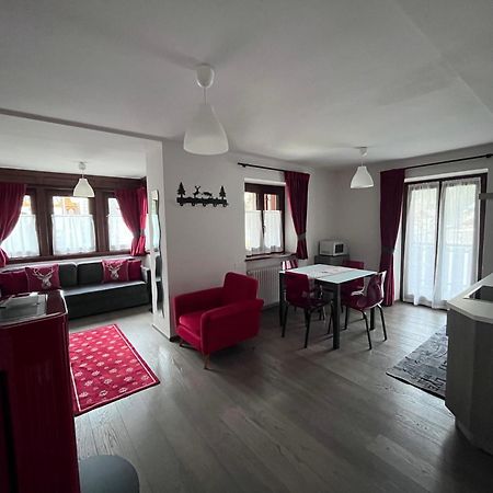 Dolomites Holiday Home Canazei Eksteriør billede